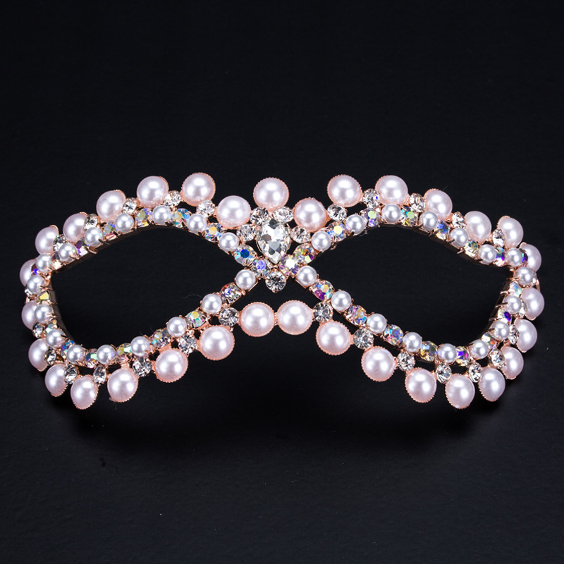 Milyen anyagokból készülnek a parti maszkok?