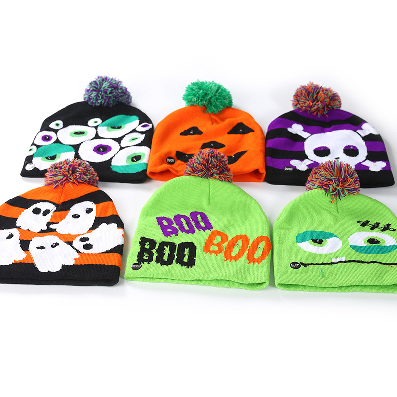 Halloween csíkos kötött kalap