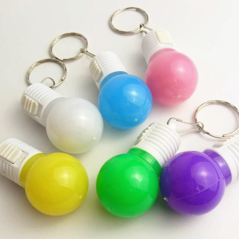 LED színes villogó kulcstartó